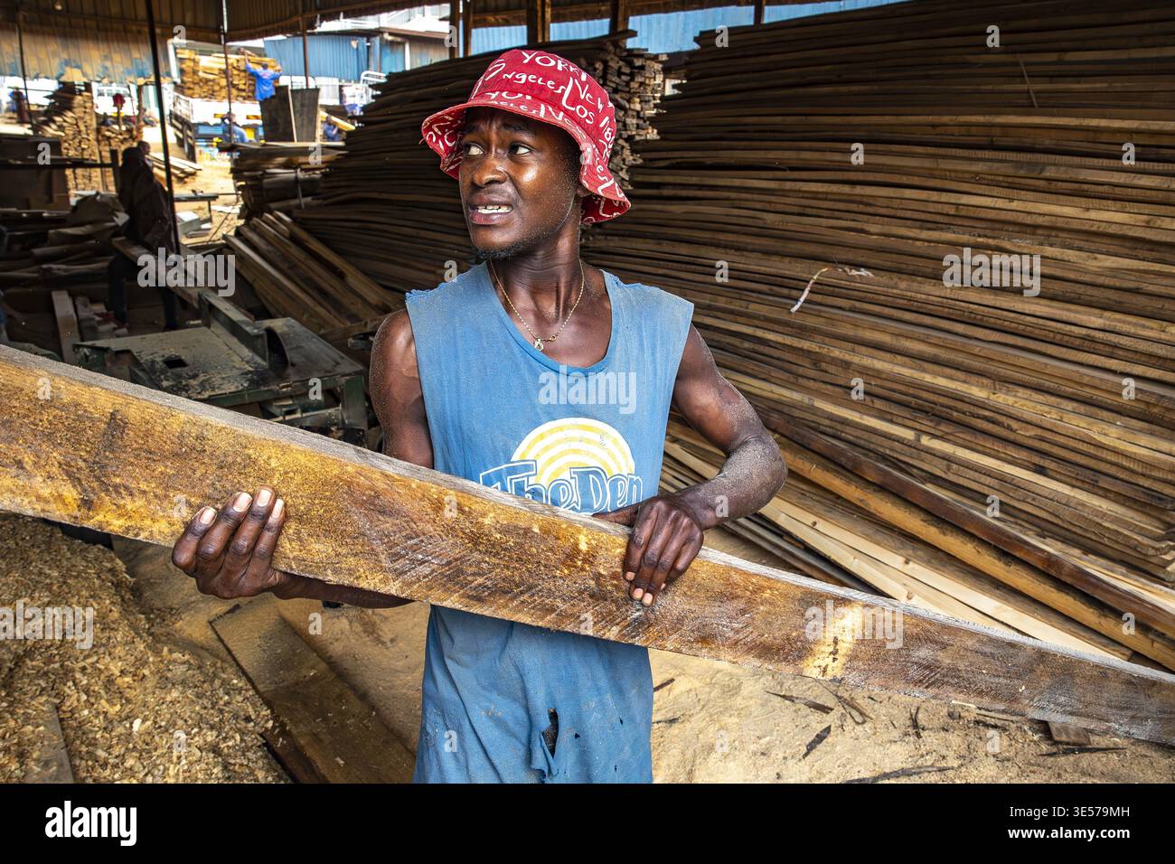 Worker in a carpentry workshop in Kigali, Rwanda Stock Photo