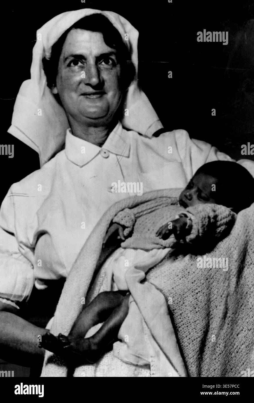This is the ***** picture of baby Isabel Goldsmith, in the arms of her ...