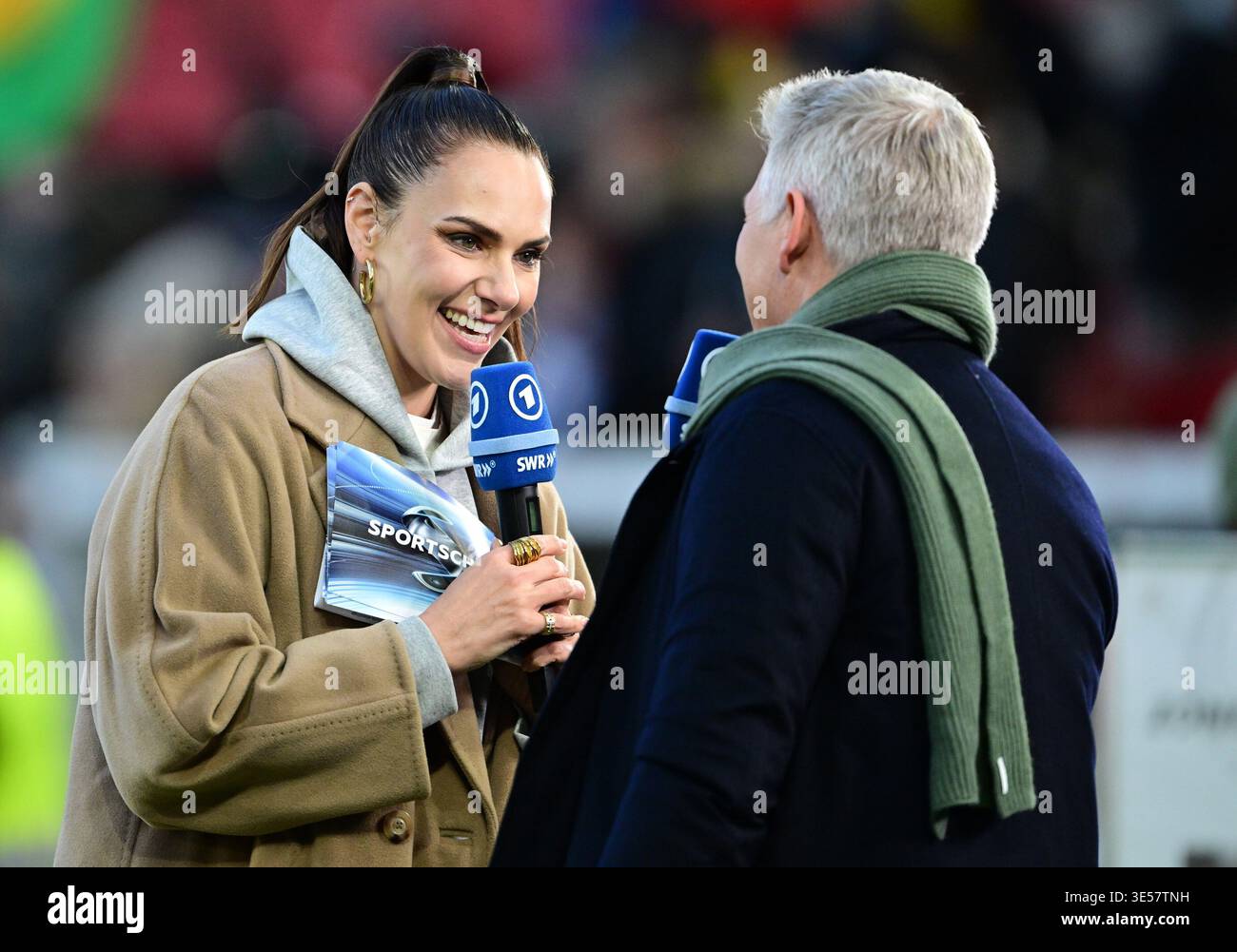 from left. Moderator Esther Sedlaczek (ARD), TV expert Bastian ...