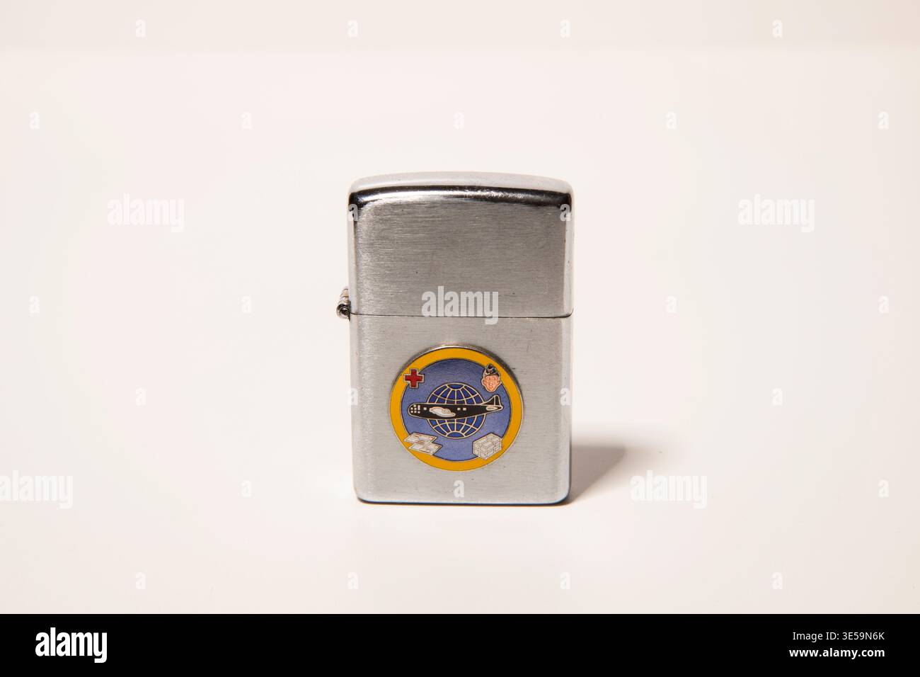 Insignia cigarette hi-res stock photography and images