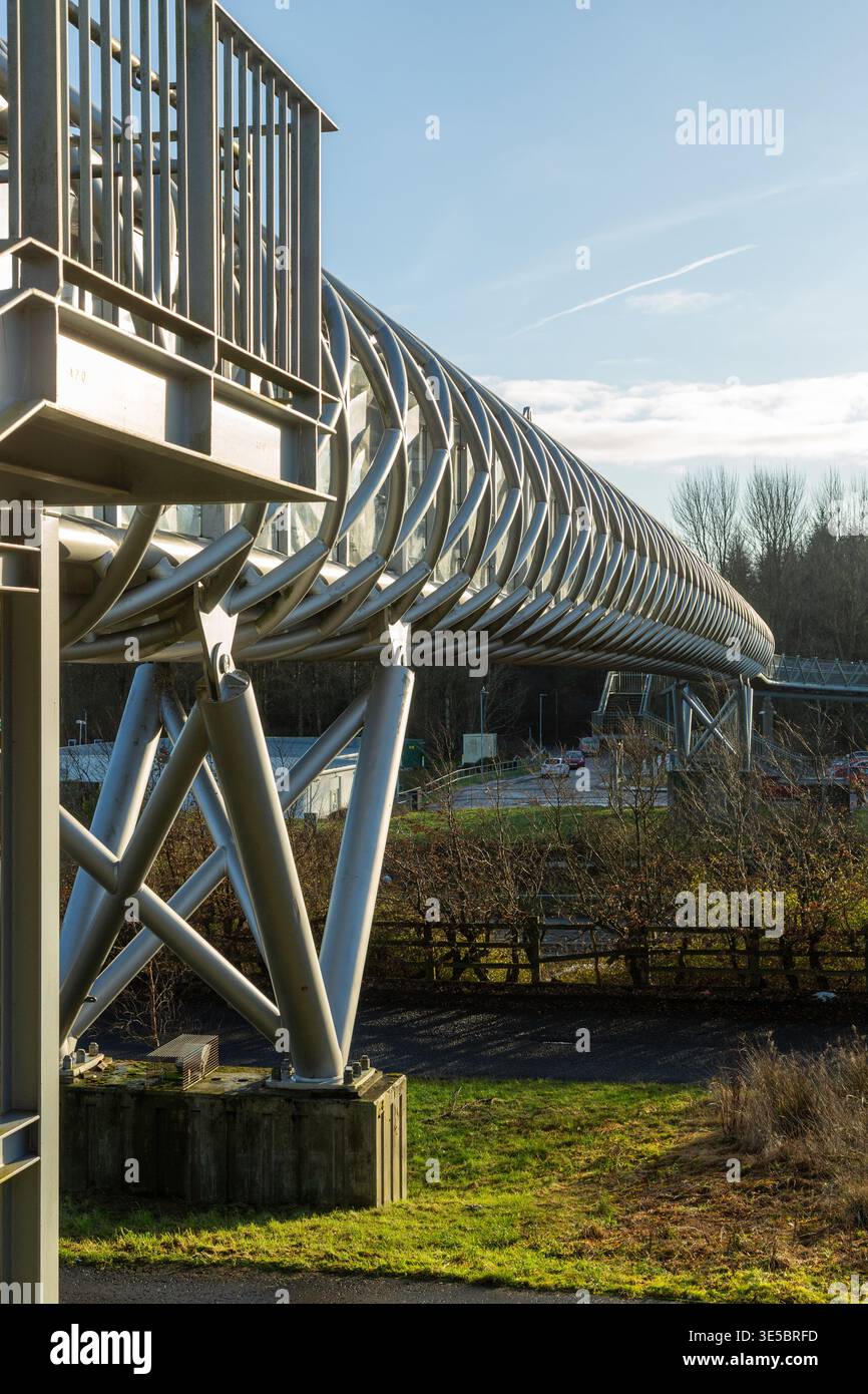 Modern helical truss structure hi-res stock photography and images - Alamy