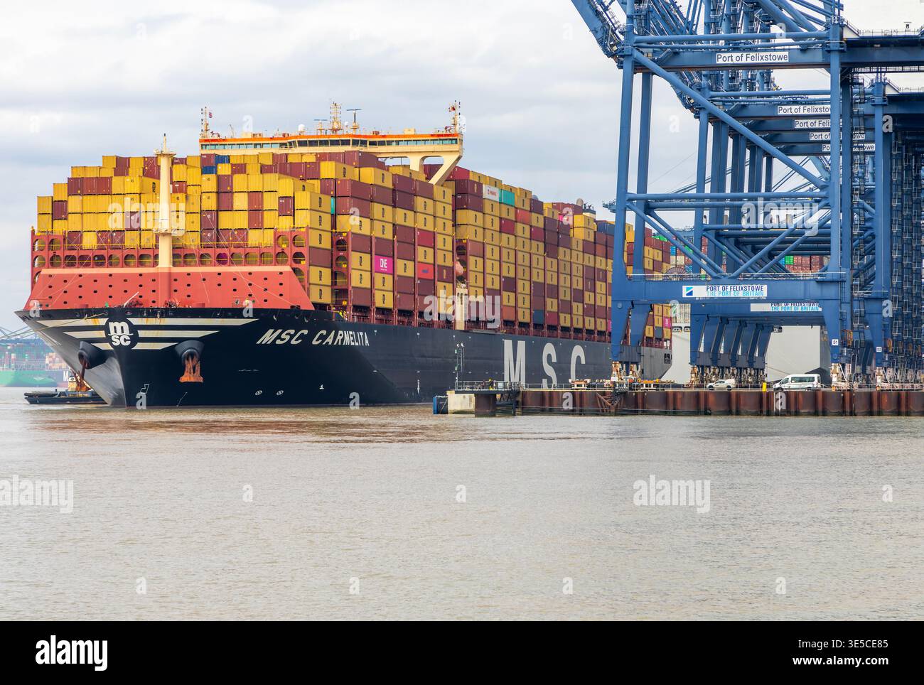 MSC Carmelita container ship arriving at quayside, Port of Felixstowe ...