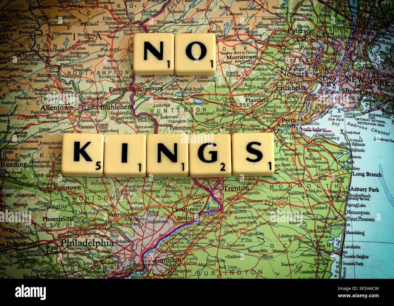 #NoKings No Kings on map spelt out in Scrabble letters - USA New York Philadelphia Stock Photo