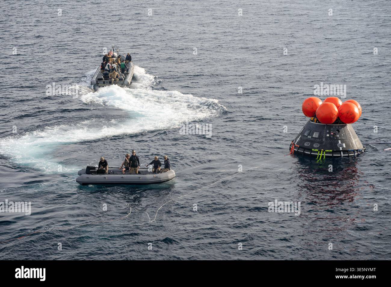 Nasa artemis ii splashdown hi-res stock photography and images - Alamy