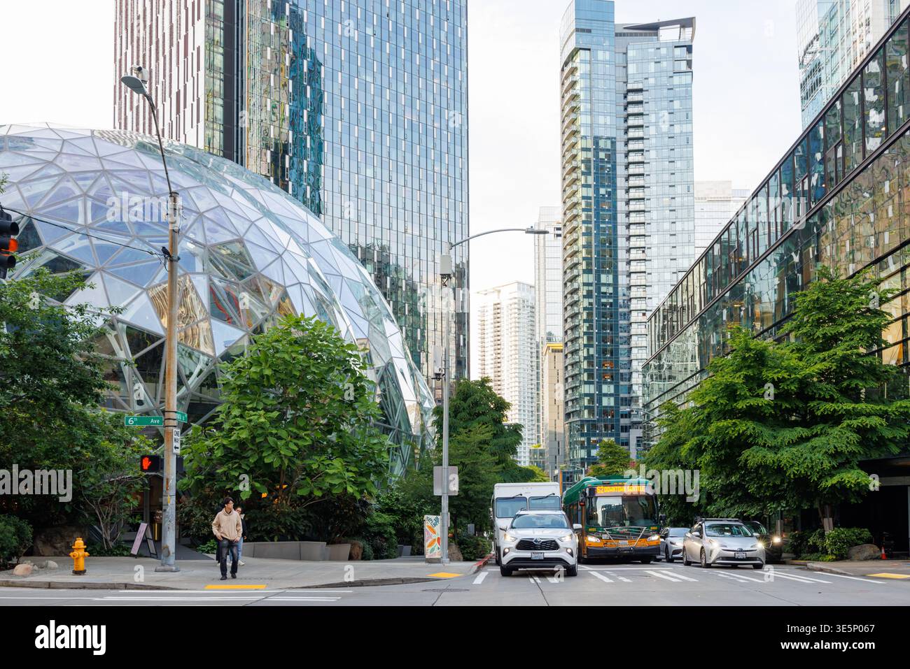 Seattle, Washington, USA - May 22, 2025: The Spheres in Seattle, glass-domed structures filled with lush greenery in the heart of downtown Stock Photo