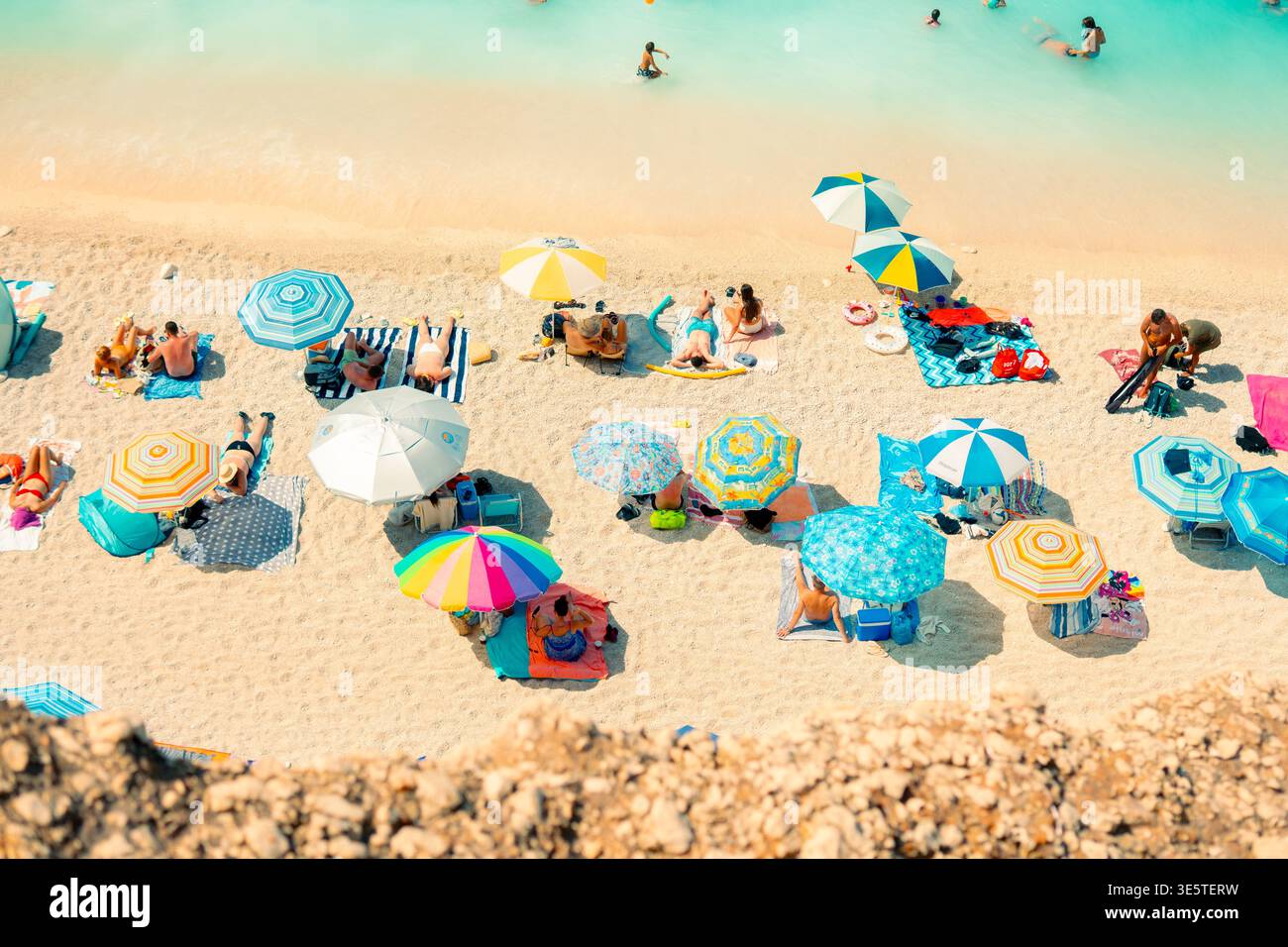 Coast beach hot summer holiday people hi-res stock photography and