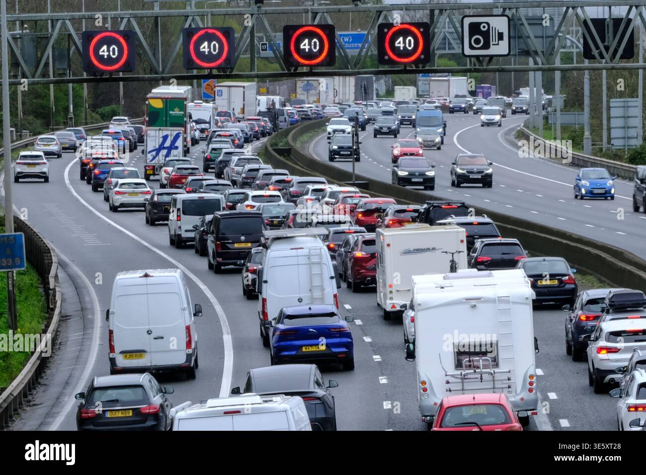 Bristol, UK. 3rd Apr, 2026. As fuel prices climb the Easter Getaway causes traffic congestion on the M5 between junctions 15/16 and 17 at Bristol. Managed motorway speed restrictions are in place due to the volume of traffic heading south towards Devon and Cornwall. Highways England reports speeds below 20 mph. Credit: JMF News/Alamy Live News Stock Photo
