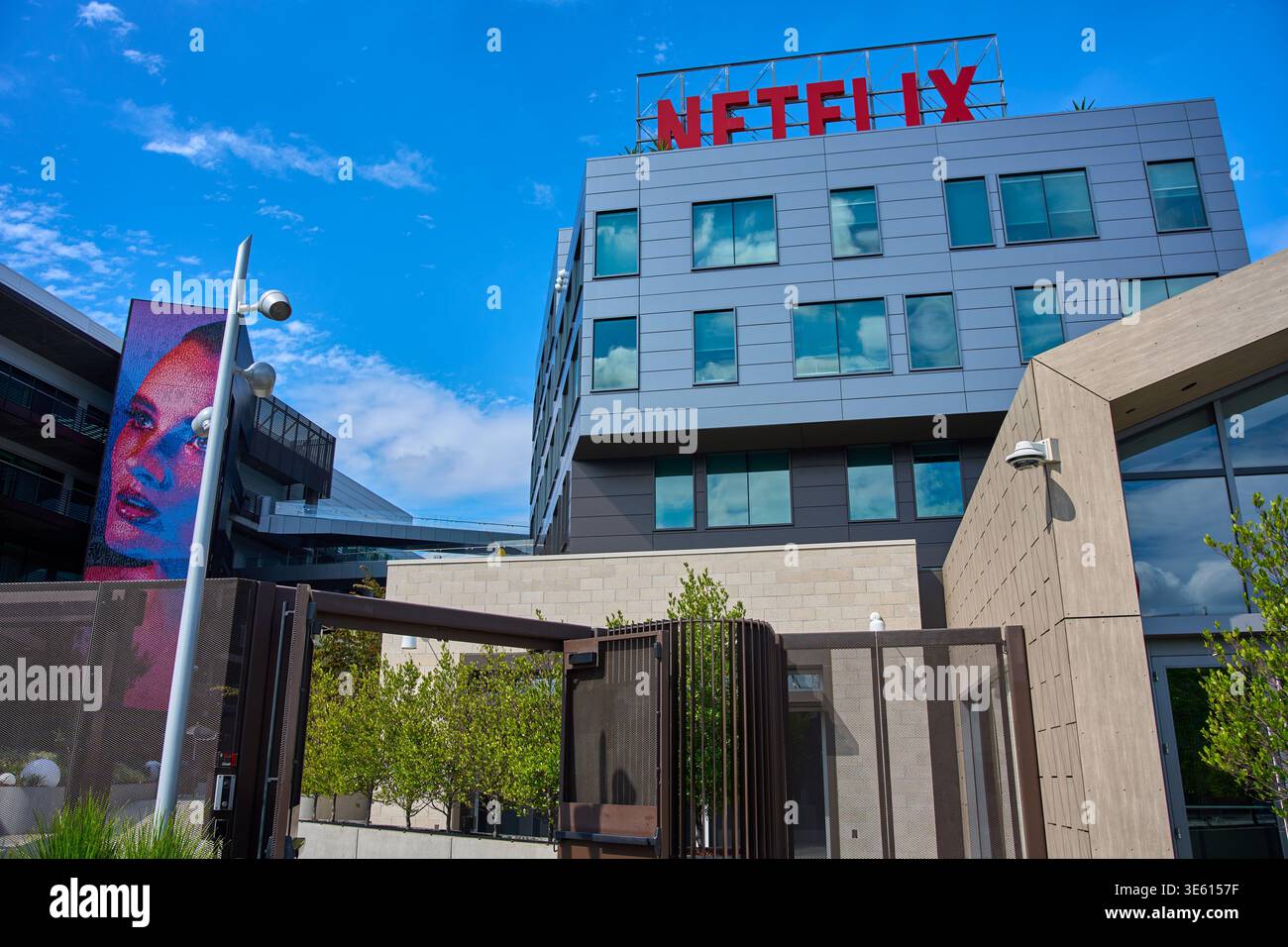 Netflix corporate headquarters logo hi-res stock photography and images ...