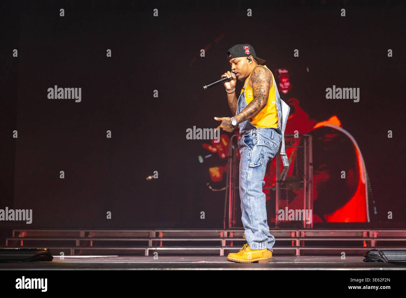 Rapper Bow Wow (Shad Moss) during Boys 4 Life Tour at Fiserv Forum on ...