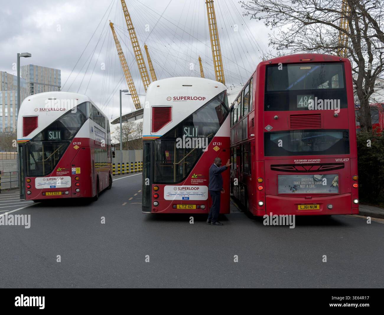 Superloop bus hi-res stock photography and images - Alamy