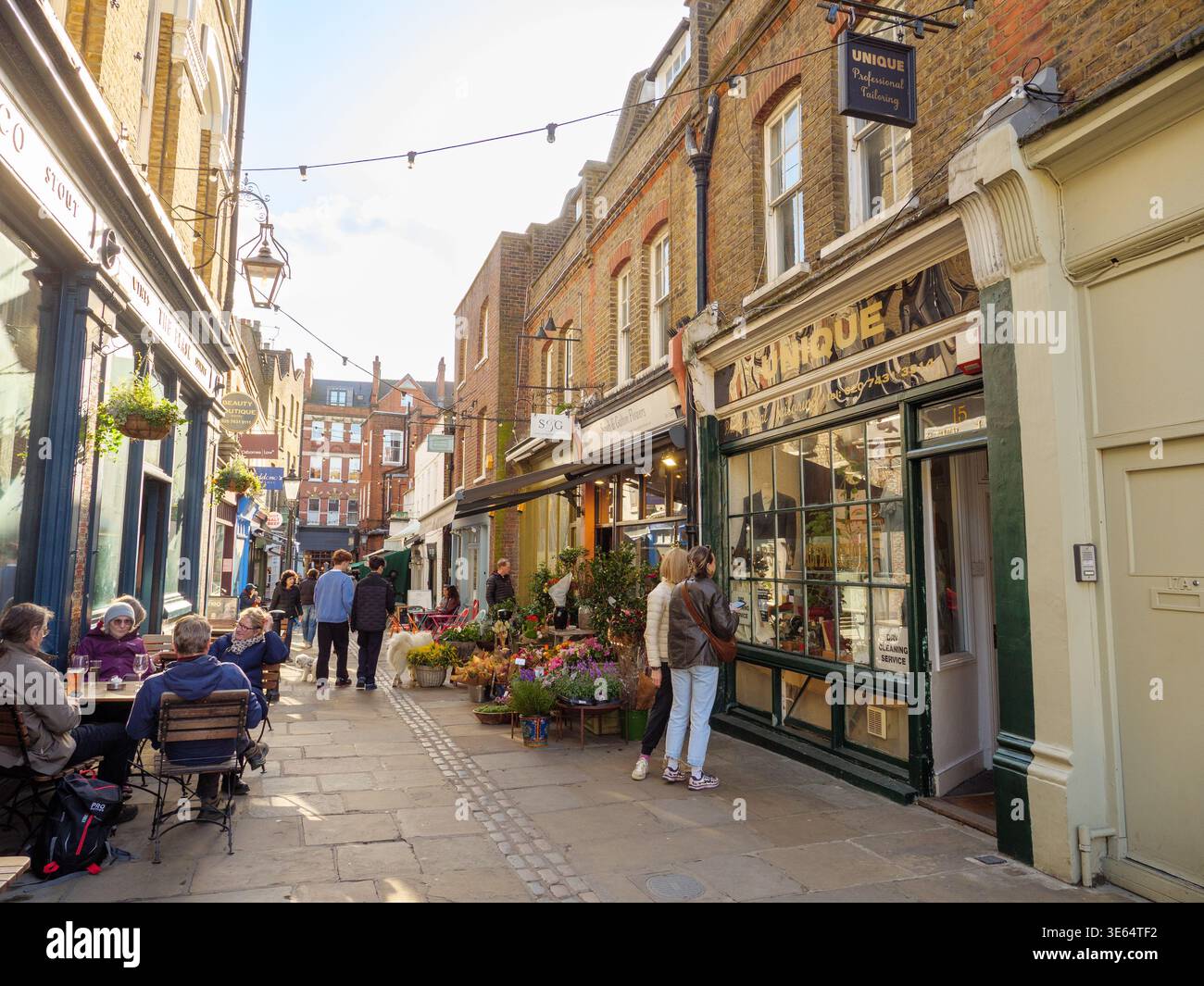 The narrow pedestrianised alley of Flask Walk in Hampstead, London, UK Stock Photo