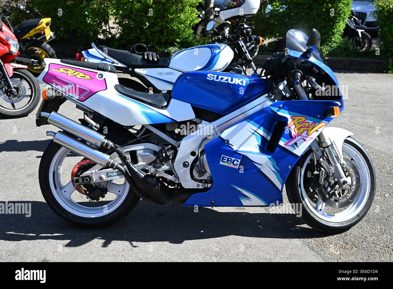 パーツカタログRGV 250F(RGV 250Г) Rgv 250 hi-res stock photography and images - Alamy