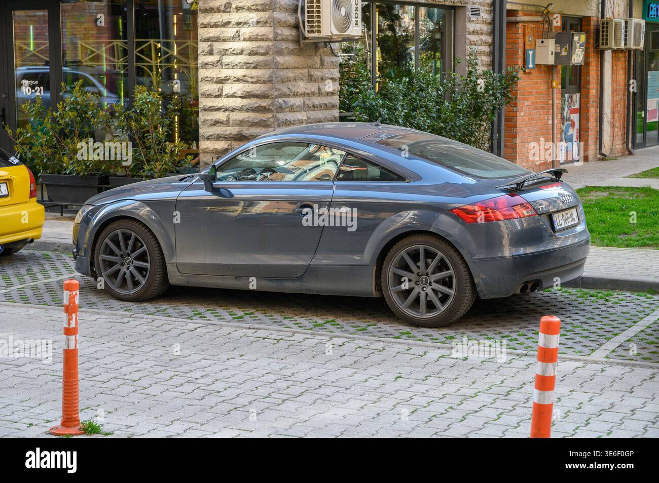Audi 8j tt hi-res stock photography and images - Alamy