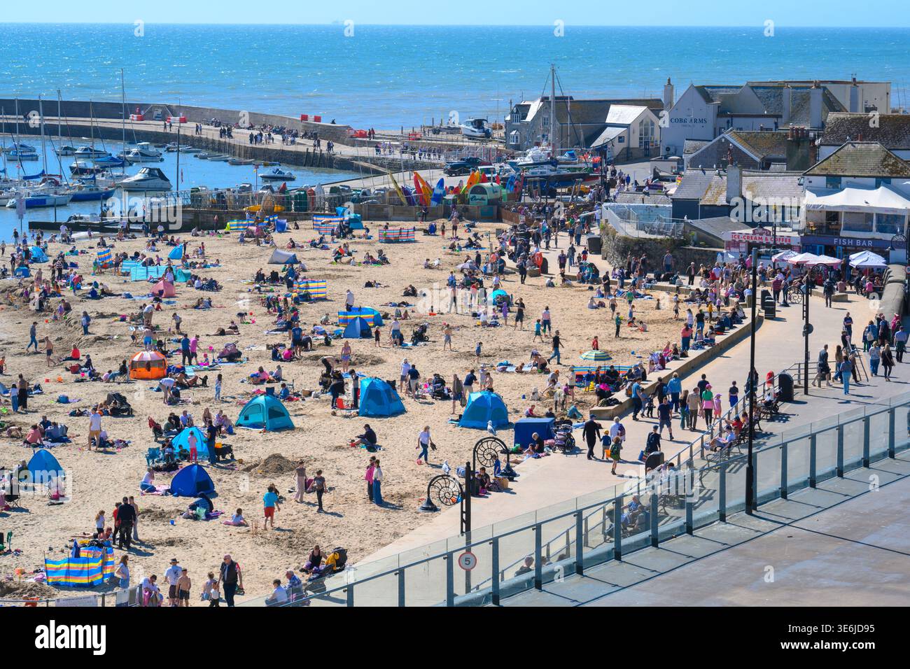 Lyme Regis, Dorset, UK. 7th April 2026. UK Weather: The beach at the ...