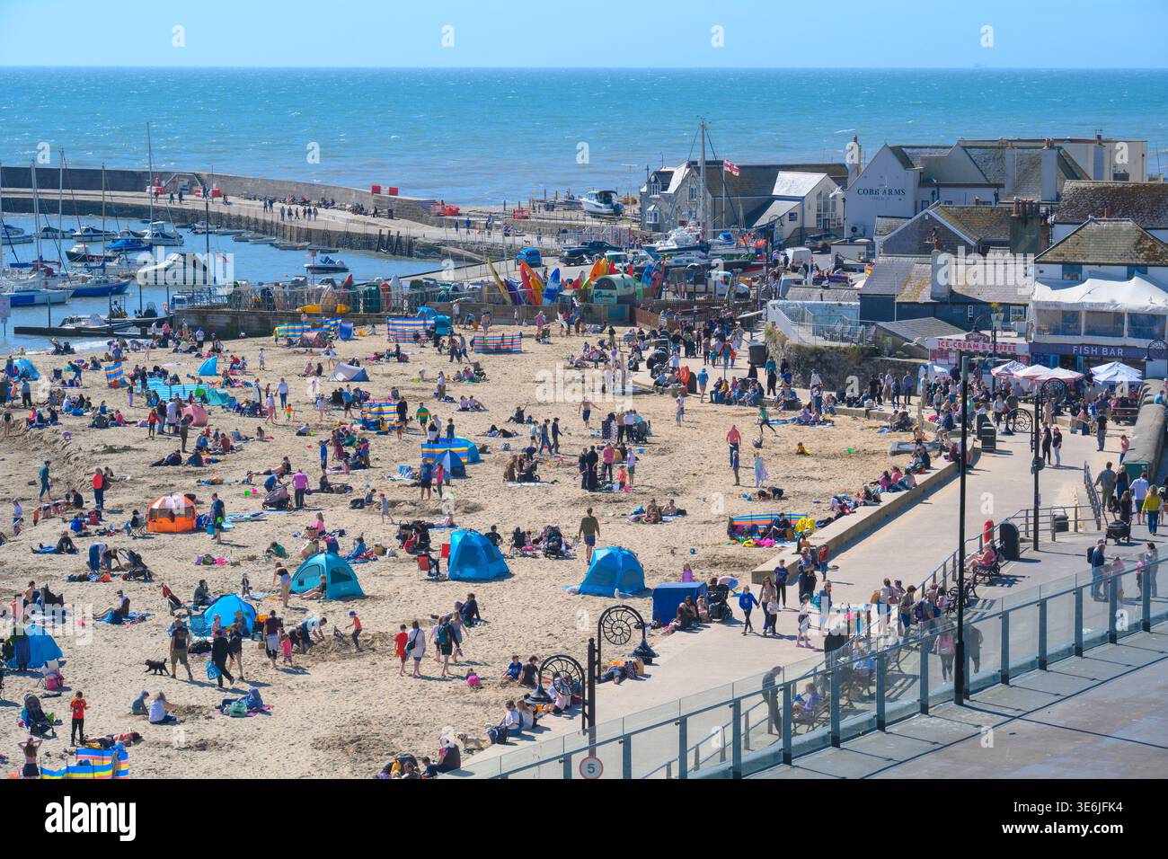 Lyme Regis, Dorset, UK. 7th April 2026. UK Weather: The beach at the ...