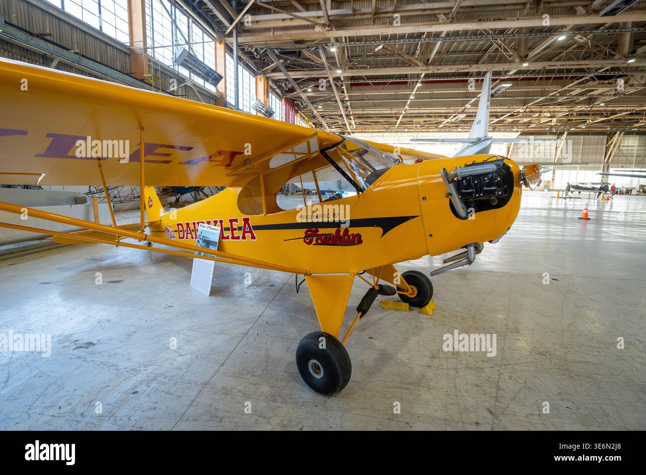Classic light aircraft design hi-res stock photography and images - Alamy