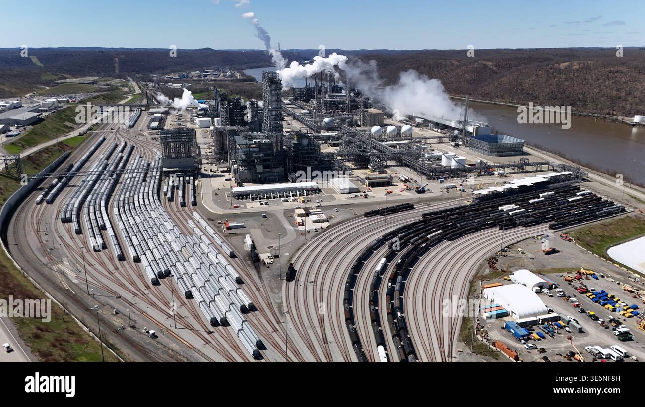 This is the Shell Polymers Monaca Plant in Monaca, Pa., Tuesday, April ...