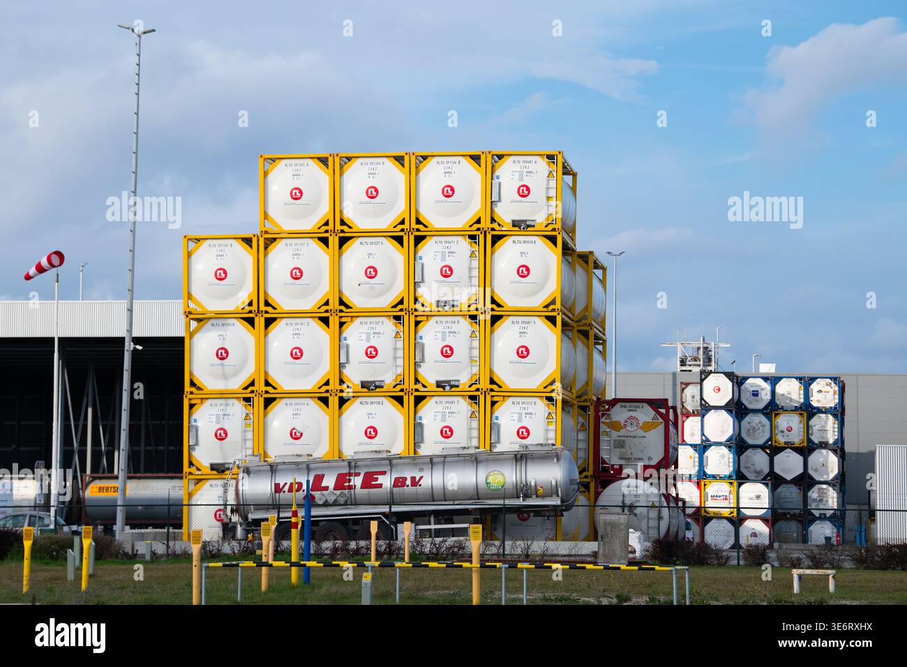 Standardised Containers Large depot of ISO tank containers, standardized container, safe ...