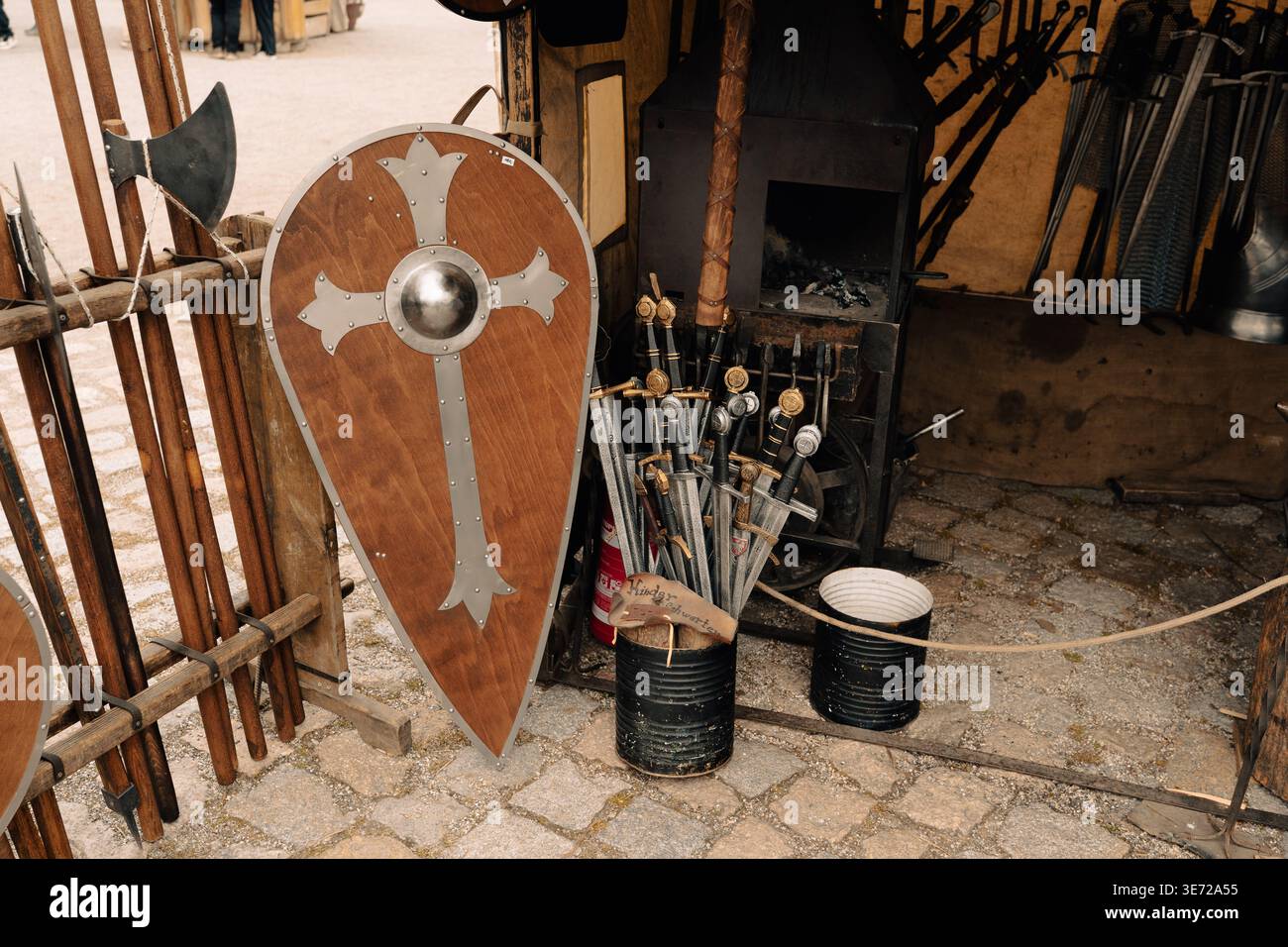 Shieldwall hi-res stock photography and images - Alamy