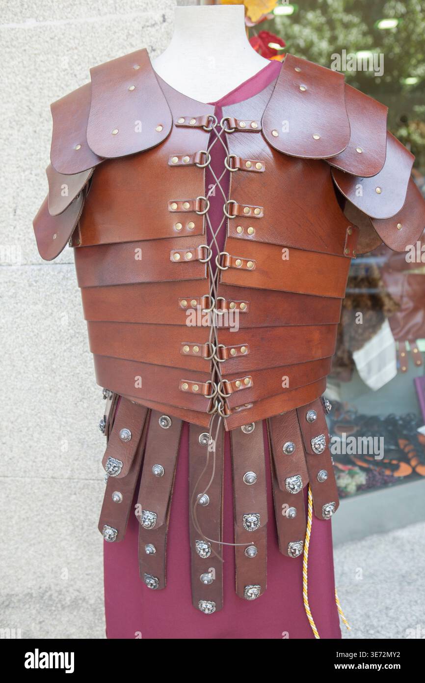 Fully articulated harness hi-res stock photography and images - Alamy