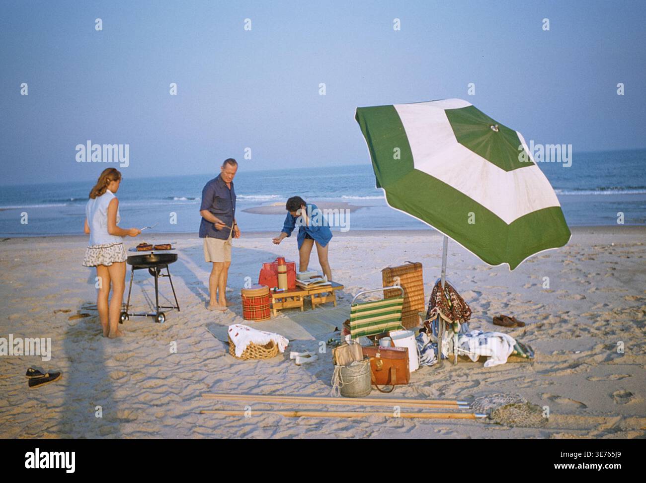 1950s family photo hi-res stock photography and images - Alamy