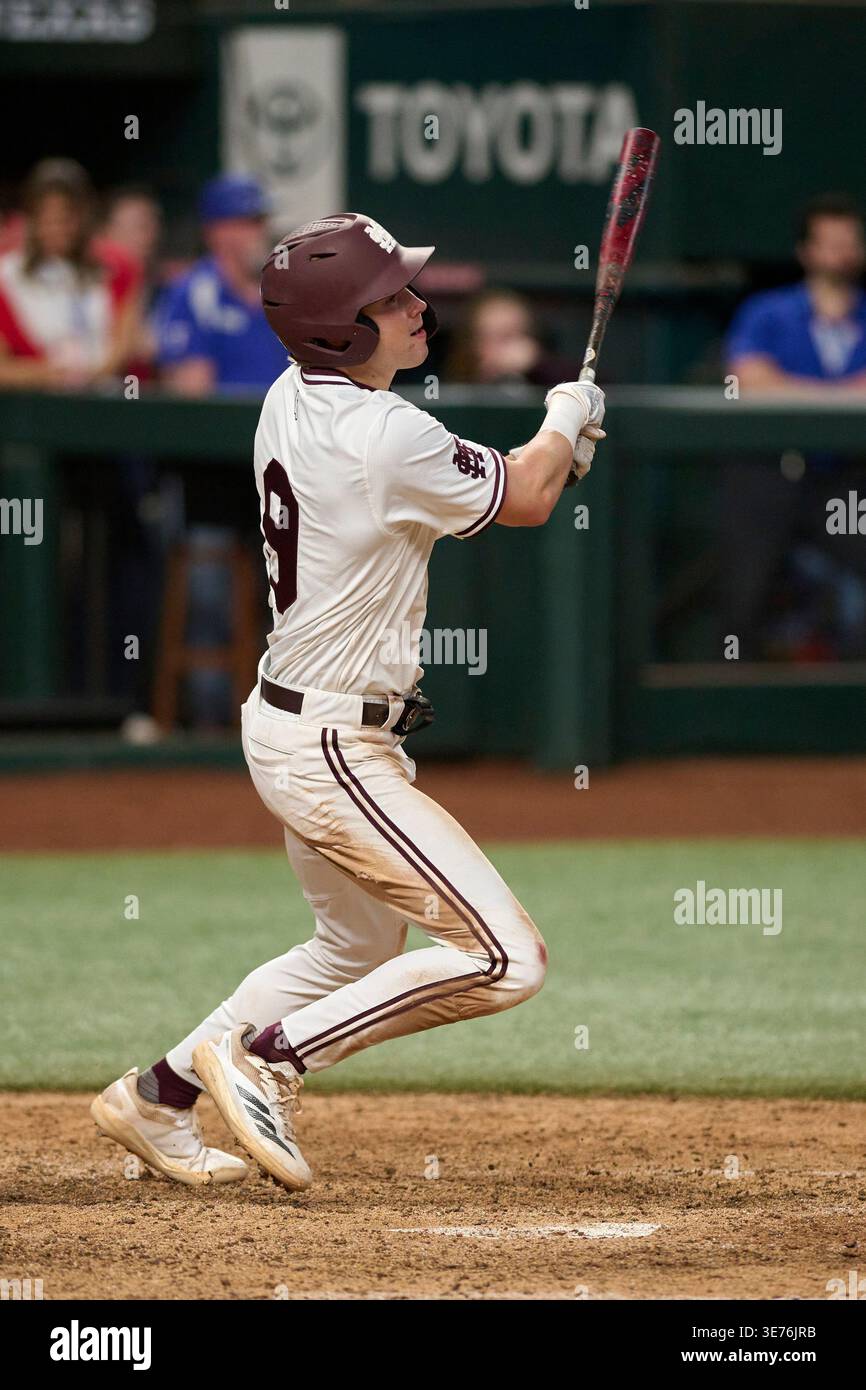 Mississippi State Bulldogs Ryder Woodson (9) bats during an NCAA ...