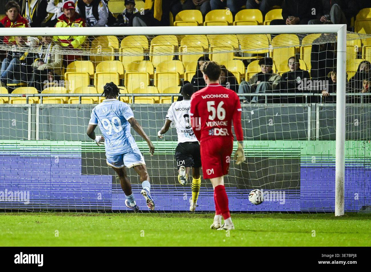 Lokeren, Belgium. 10th Apr, 2026. Seraing's Hemsley Chizorba Akpa-Chukwu  scores a goal during a soccer game between KSC Lokeren and RFC Seraing,  Friday 10 April 2026 in Lokeren, on day 33 of