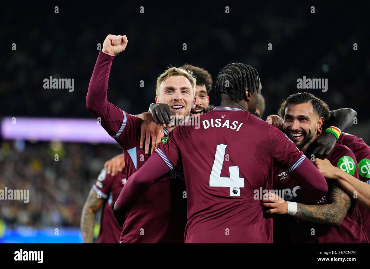 West Ham United's Jarrod Bowen celebrates their sides third goal during the Premier League match at London Stadium, London. Picture date: Friday April 10, 2026. Stock Photo