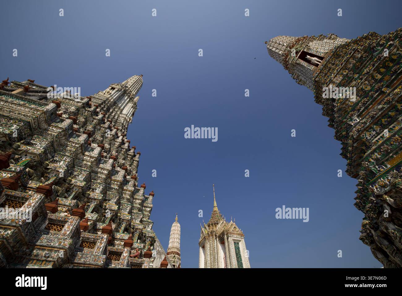 Bangkok April photoshoot featuring Wat Arun, monks, Thai food, cosplay girl, Thonburi market, nightlife Soi Cowboy Stock Photo