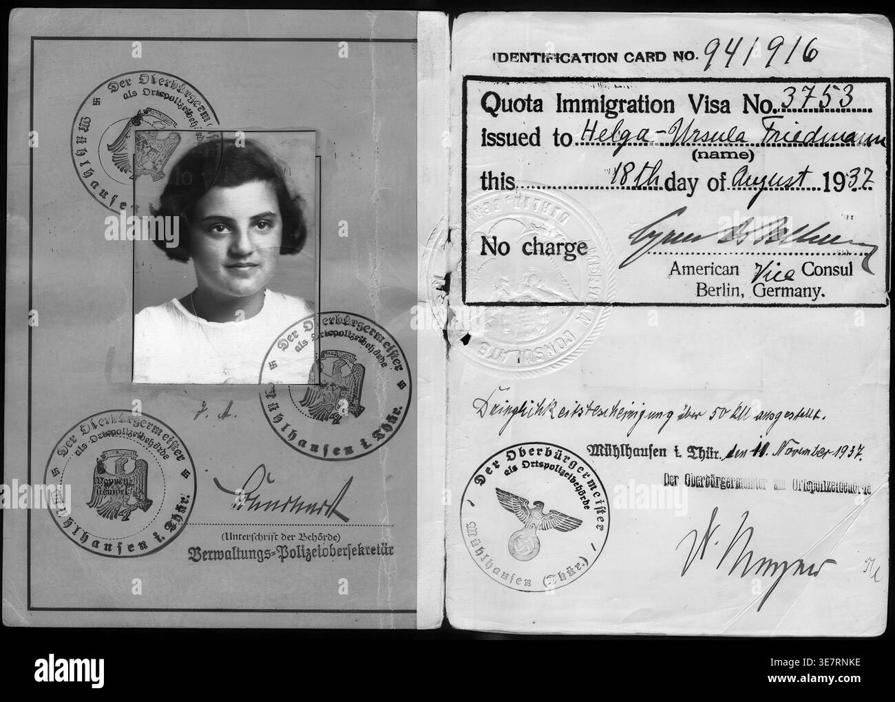 Jewish passport hi-res stock photography and images - Alamy