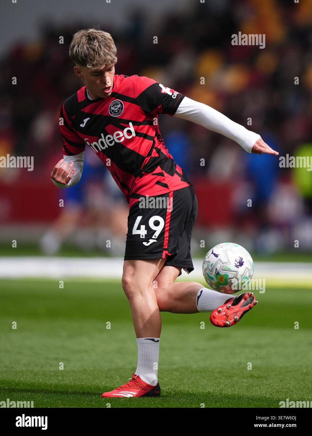 Brentford's Ollie Shield warming up before the Premier League match at ...