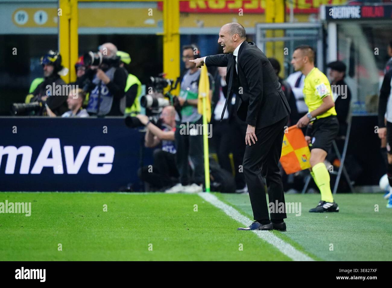 The head coach Massimiliano Allegri (AC Milan) during the Italian ...
