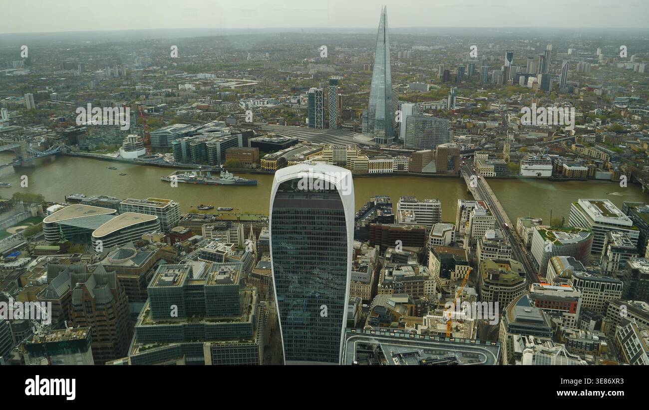 Talking Building The view of the River Thames and London Bridge with Shard and Walkie ...