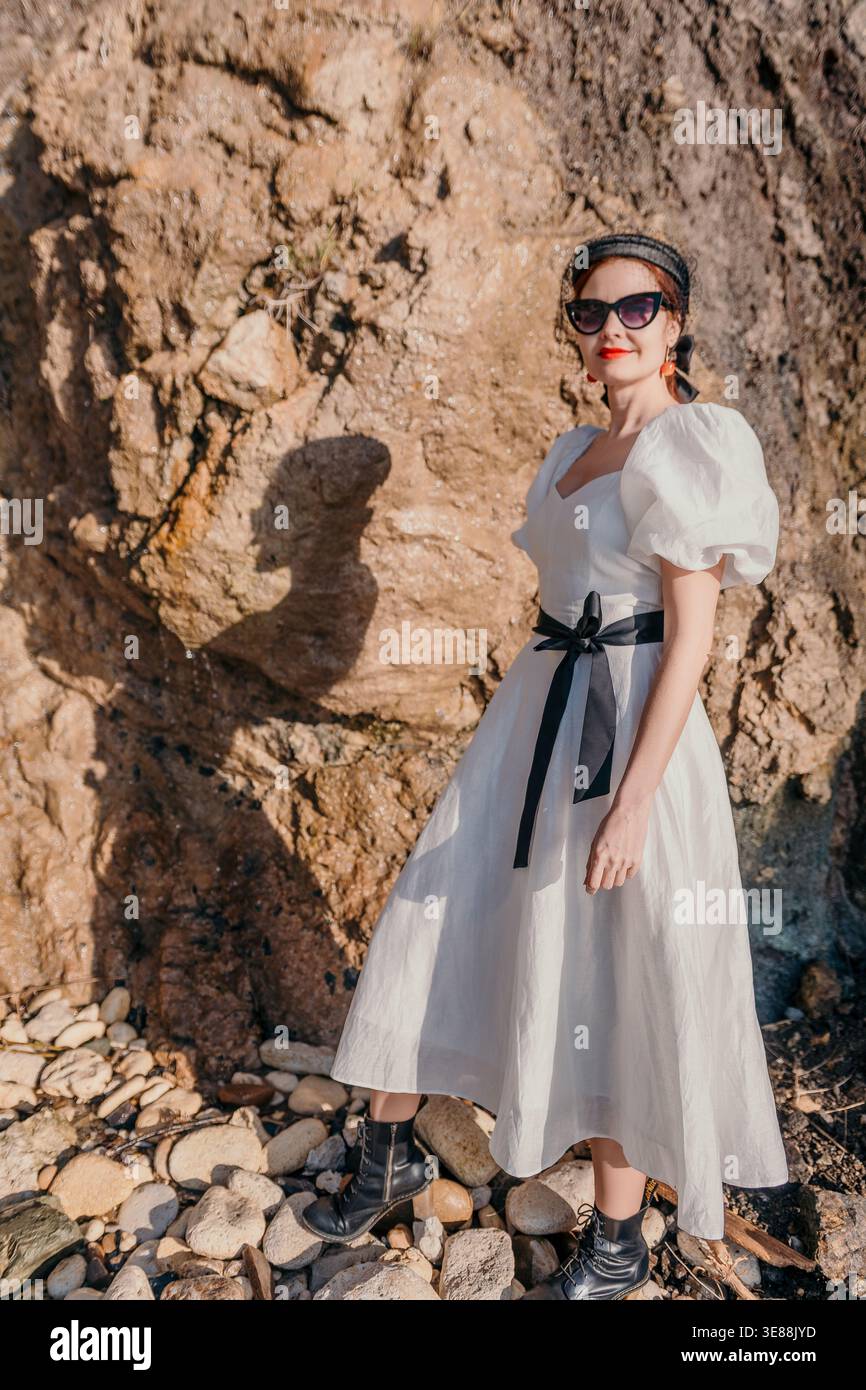 Puff sleeve dress hi-res stock photography and images - Alamy