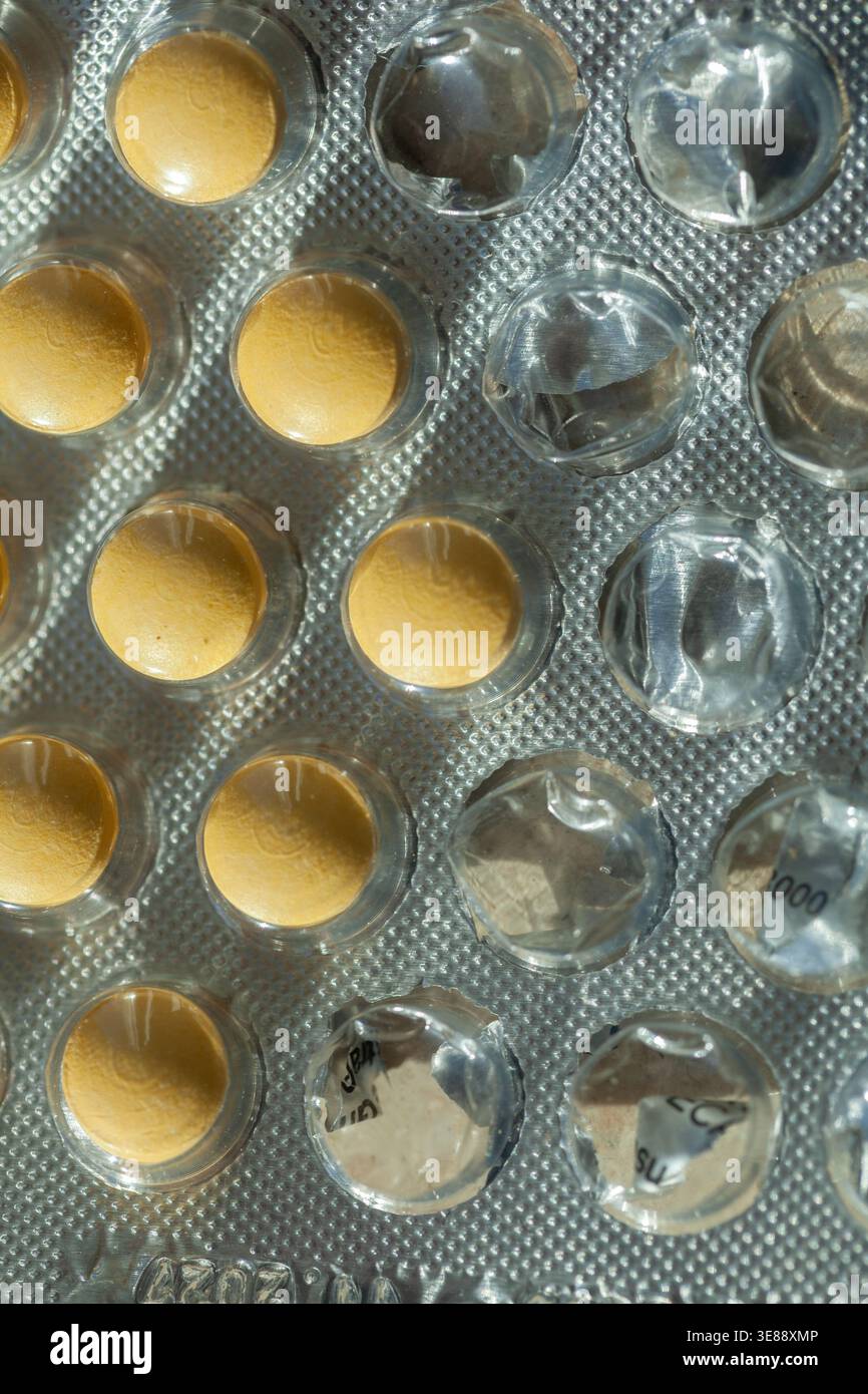 Vitaminpillen Vitamin D in Verpackung, Deutschland Stock Photo