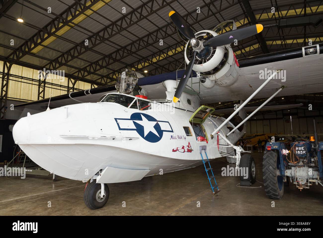 Interior Photos Pby Catalina flying boat interior hi-res stock photography and images - Alamy