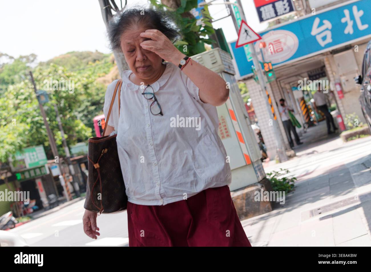 Woman red skirt white hi-res stock photography and images - Alamy