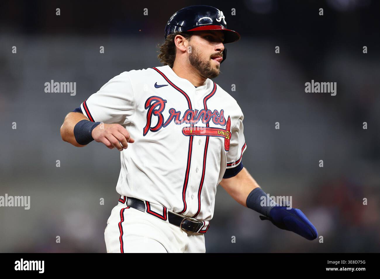 Atlanta Braves' Austin Riley runs to third base in the fourth inning of ...