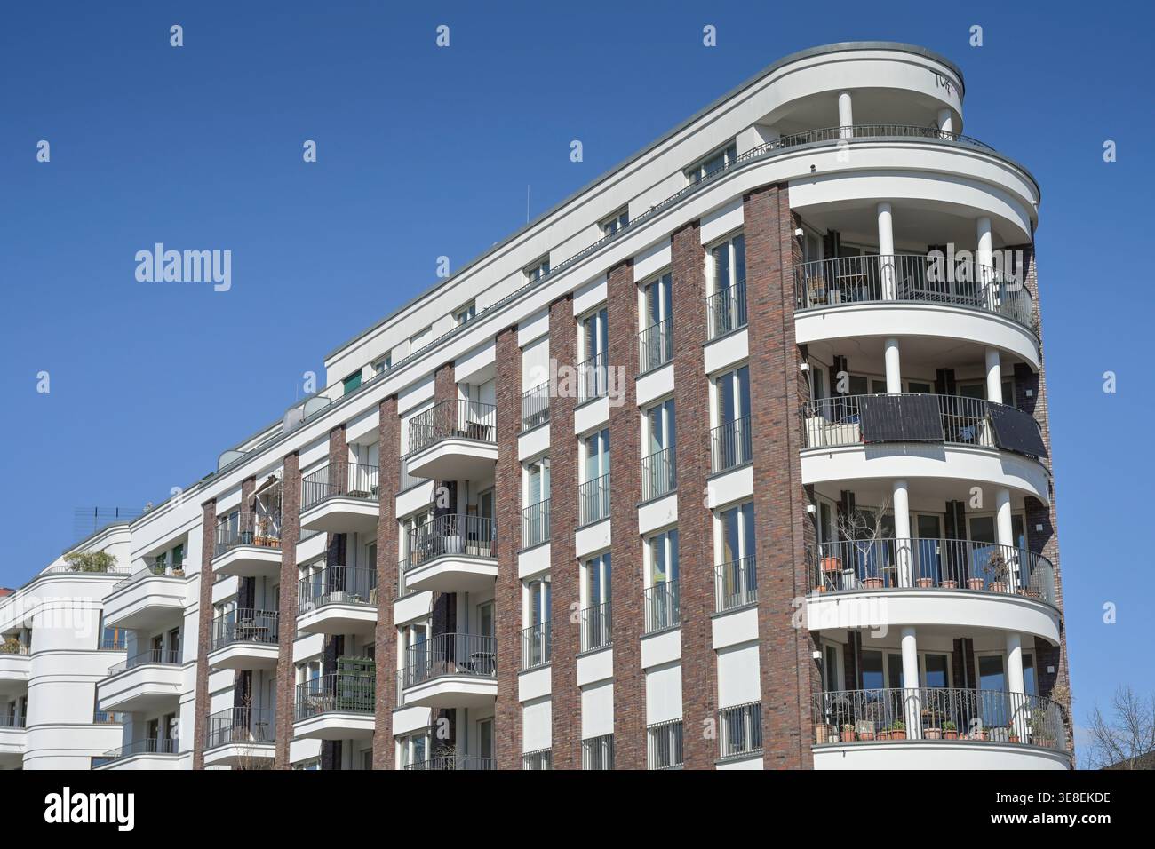 Neubau, Wohnungen, Balkone, Cantianstraße, Prenzlauer Berg, Bezirk Pankow, Berlin, Deutschland Stock Photo