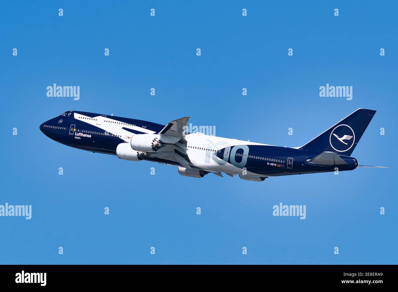 B747 100 hi-res stock photography and images - Alamy