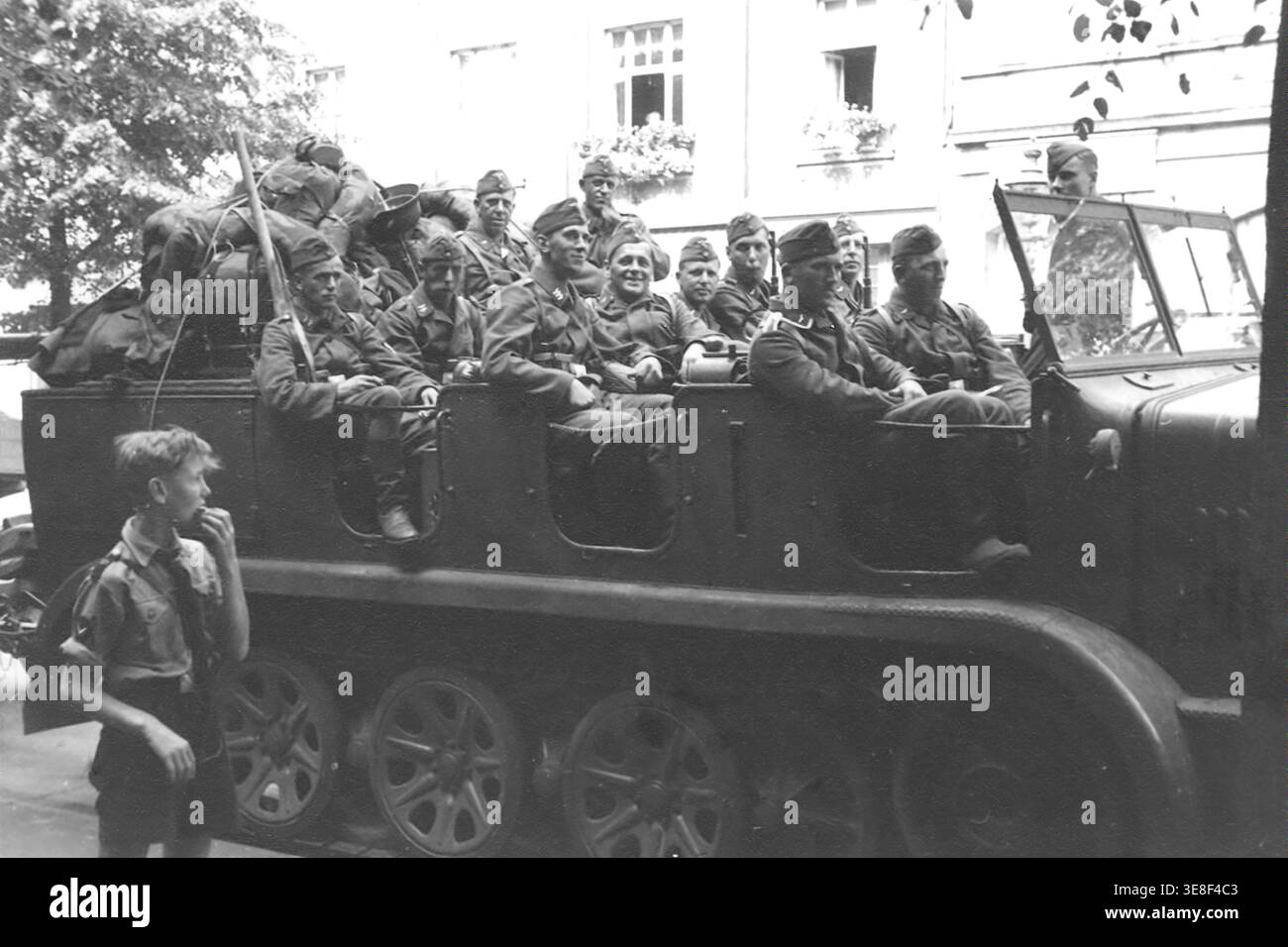 The german army marching in hi-res stock photography and images - Alamy