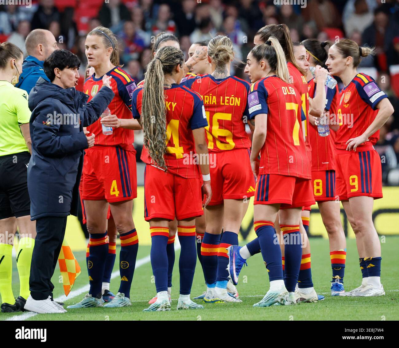 Sonia Bermúdez Spain women Euro 2026 lineup Historical Context: Spain’s Midfield Crisis