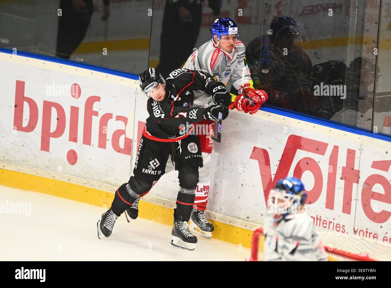 Tom Guidoux of Boxers de Bordeaux and Englund Pontus of Grenoble during ...