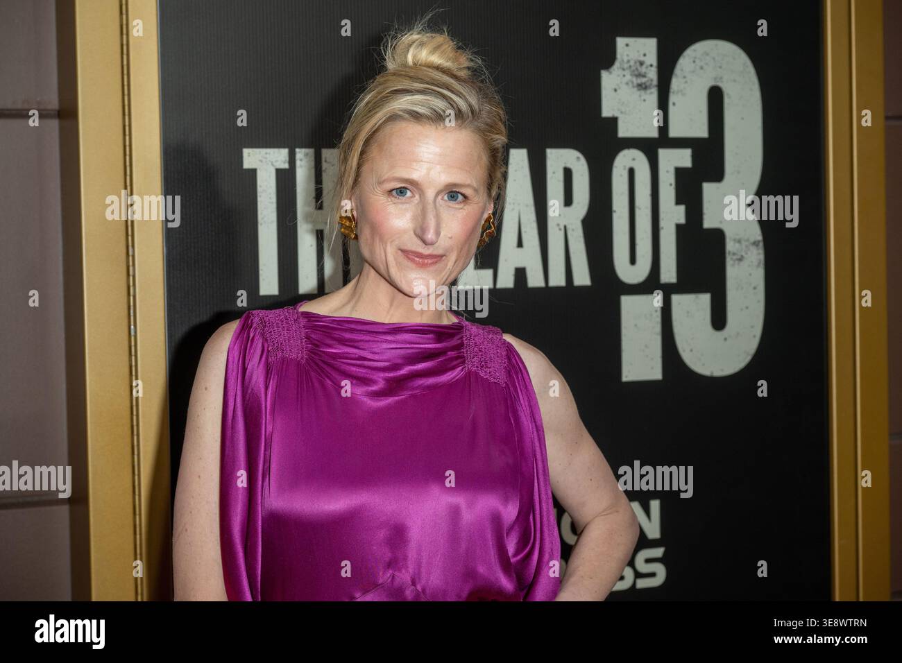 NEW YORK, NEW YORK - APRIL 15: Mamie Gummer attends 