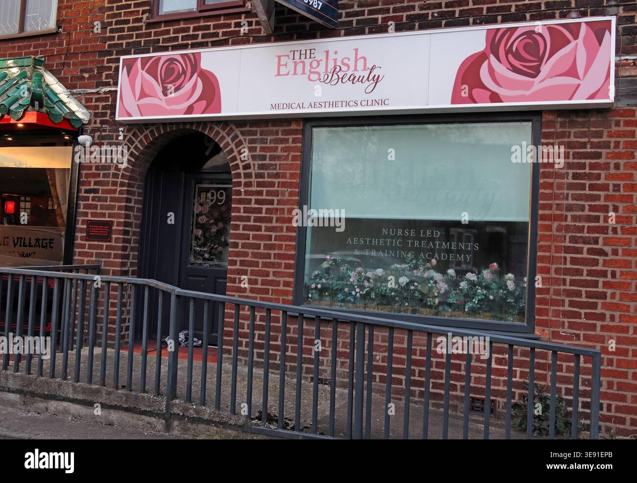 English Beauty Knutsford Rd. Stock Photo