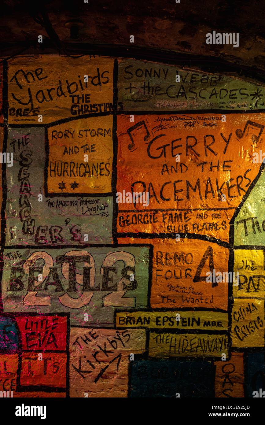 Cavern club beatles hi-res stock photography and images - Alamy