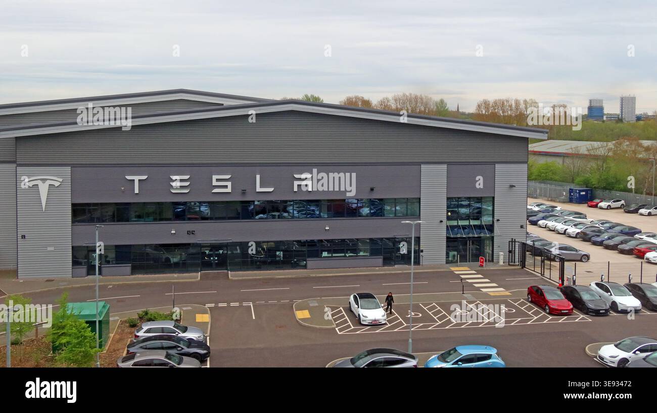 Tesla Centre and Certified Pre-Owned Wolverhampton at Unit 2 Mammoth Drive, Wolverhampton WV10 9TF, West Midlands, England, UK Stock Photo