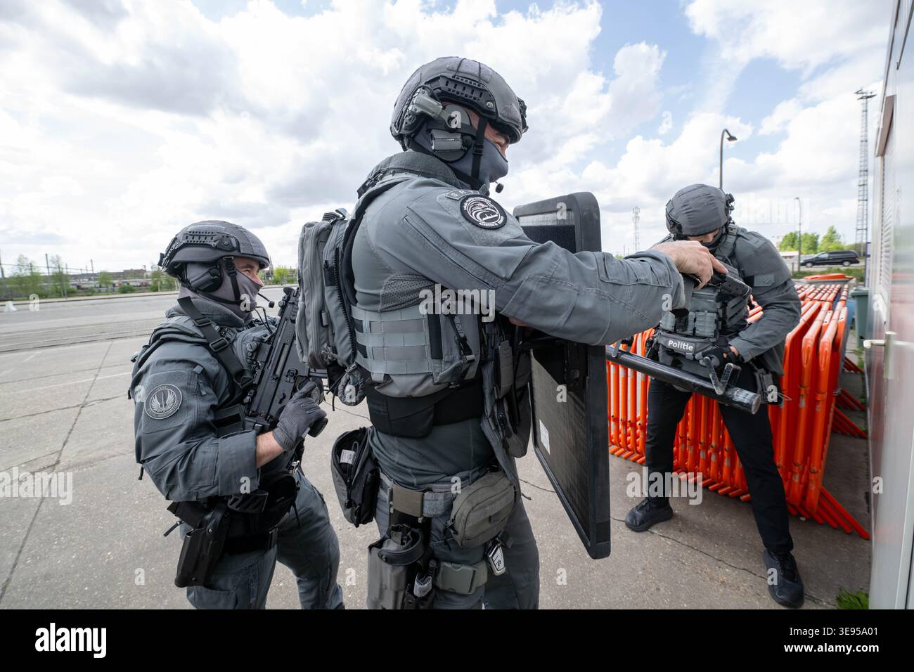 Special Response Team (SRT) police officers are pictured during a ...