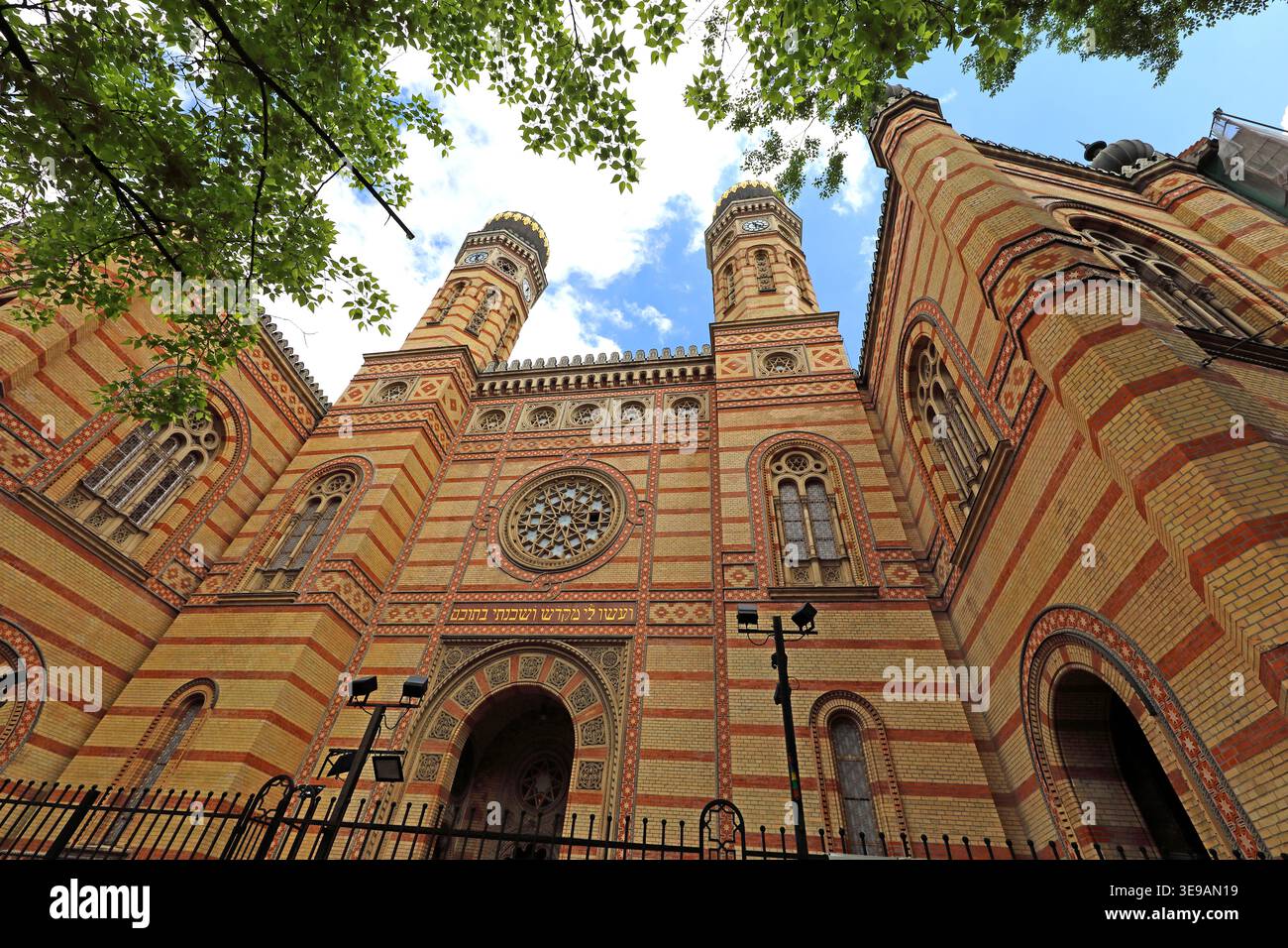 Dohány Street Synagogue, the Great Synagogue of Budapest, with Moorish Revival facade and twin towers in the Jewish Quarter. Stock Photo