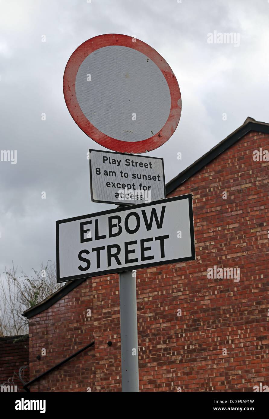 Elbow Play Street , Levenshulme, Manchester, England, UK. Stock Photo